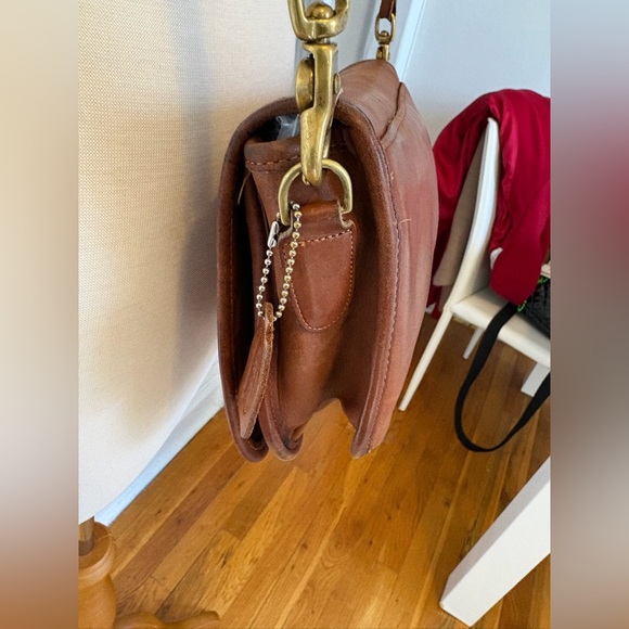 Coach Vintage Pocket Purse 9755 British Tan Leather Crossbody - Picture 7 of 13